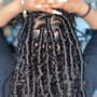 Medium Knotless with Curly Ends