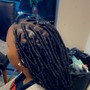 Knotless braids small