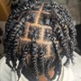 Small Knotless Senegalese Twists