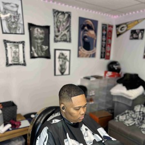 Fade and Razor line
