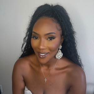 Destiny Makeup Artist