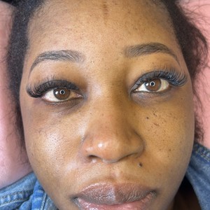 Lashes By Shay Cosmetologist photo 4
