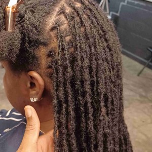Ke'Locs Stylist photo 4