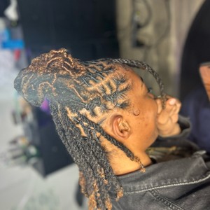 Tangled and Tamed Cosmetologist photo 3