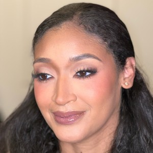 Moni Pradier - Makeup Artist photo 5