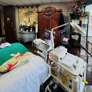 Janie Patton Esthetician photo 3
