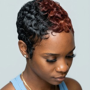 Yomie Brumley Cosmetologist