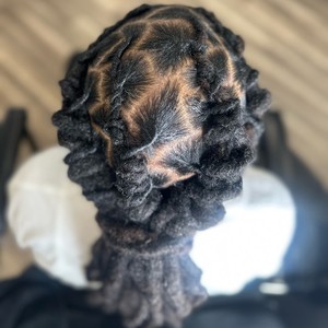 Ashia Brown Stylist