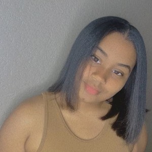 Meechie Nicole Professional photo 4