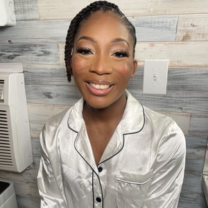 Crystal Jones Makeup Artist photo 3