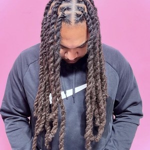 Nicole P Cosmetologist photo 3