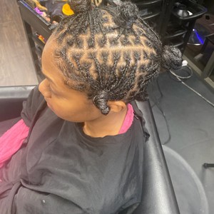 Kimberlee Hills Stylist photo 4